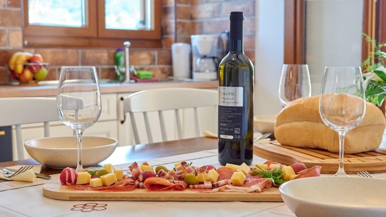 Casa Valla By Rent Istria Buzet Εξωτερικό φωτογραφία